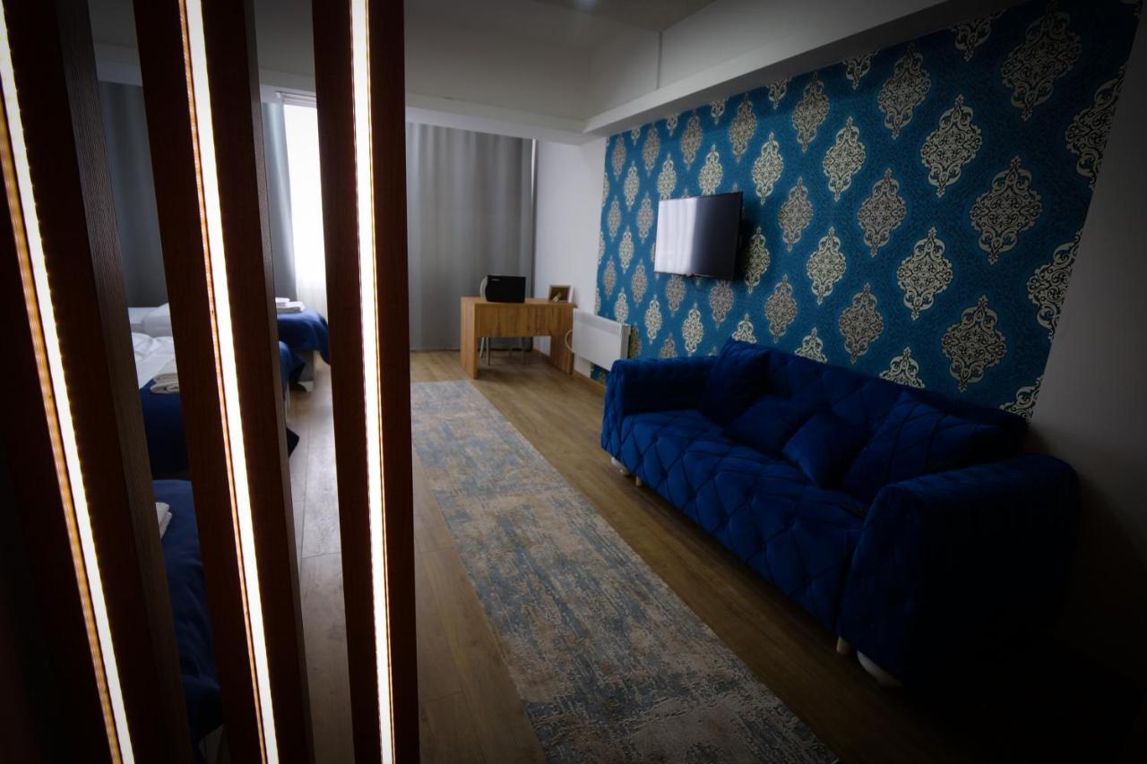 Motel Kvele ノヴィ・パザル エクステリア 写真