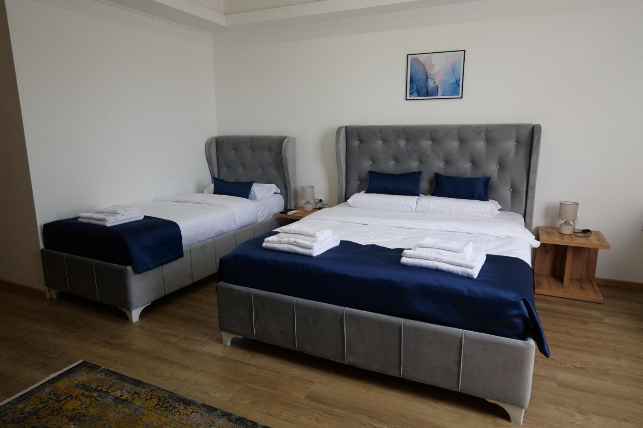 Motel Kvele ノヴィ・パザル エクステリア 写真