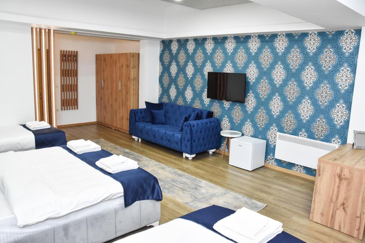Motel Kvele ノヴィ・パザル エクステリア 写真