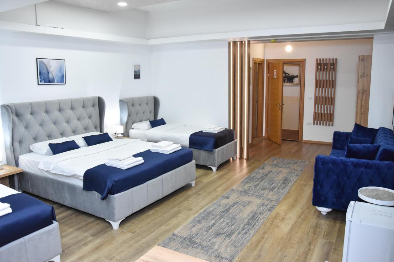 Motel Kvele ノヴィ・パザル エクステリア 写真