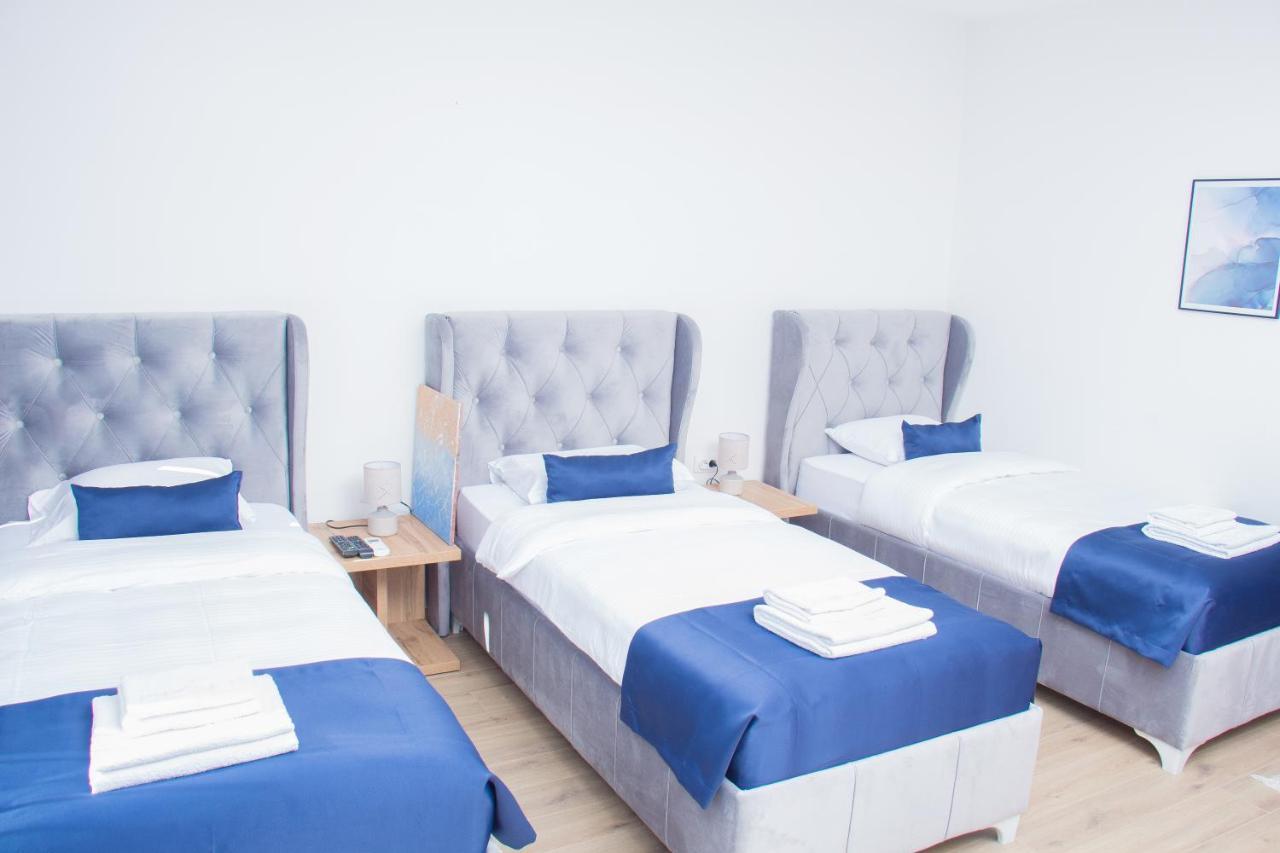 Motel Kvele ノヴィ・パザル エクステリア 写真