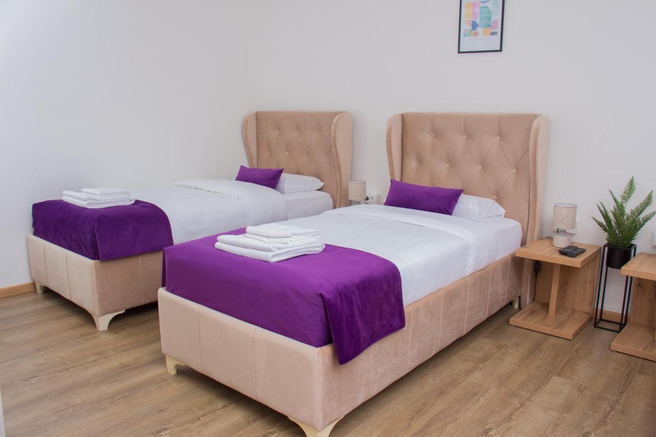 Motel Kvele ノヴィ・パザル エクステリア 写真