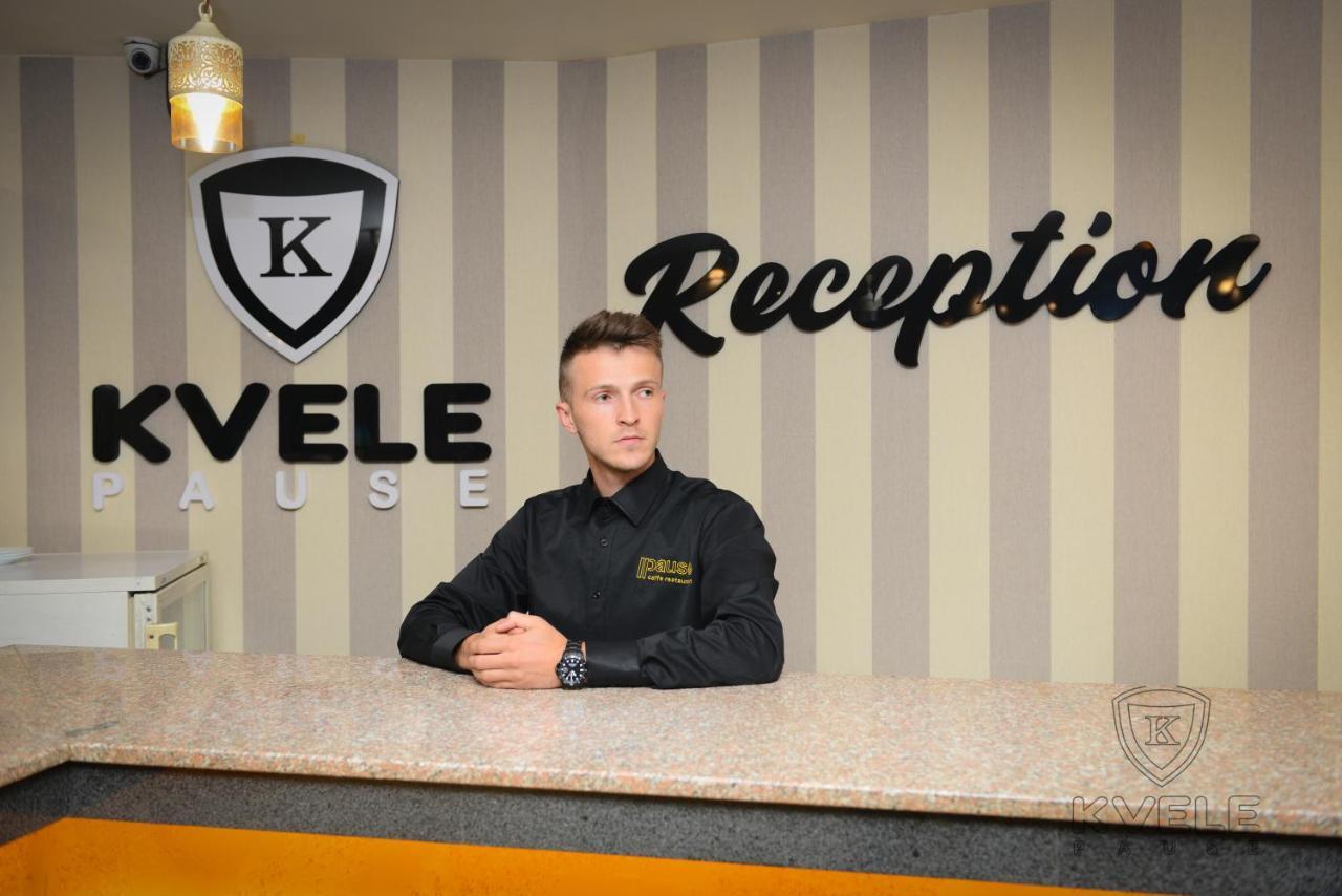 Motel Kvele ノヴィ・パザル エクステリア 写真